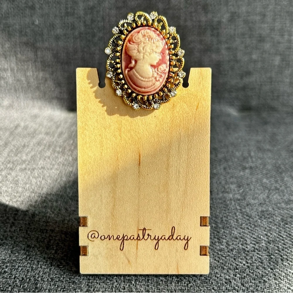 Sparkly Cameo Brooch Pin, Rhinestone Filigree Edging Detail, Red, Pink, Gold